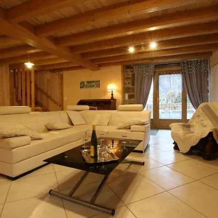 Spacieux Avec Terrasse Surplombant Rivière, Idéale Pour Pêche Et Sports D’eau, Inclus - Fr-1-582-17 Casa rural *