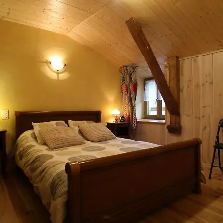 Holiday home Spacieux Avec Terrasse Surplombant Riviere, Ideale Pour Peche Et Sports D'eau, Inclus - Fr-1-582-17